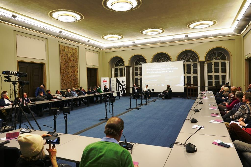 Gäste im Saal