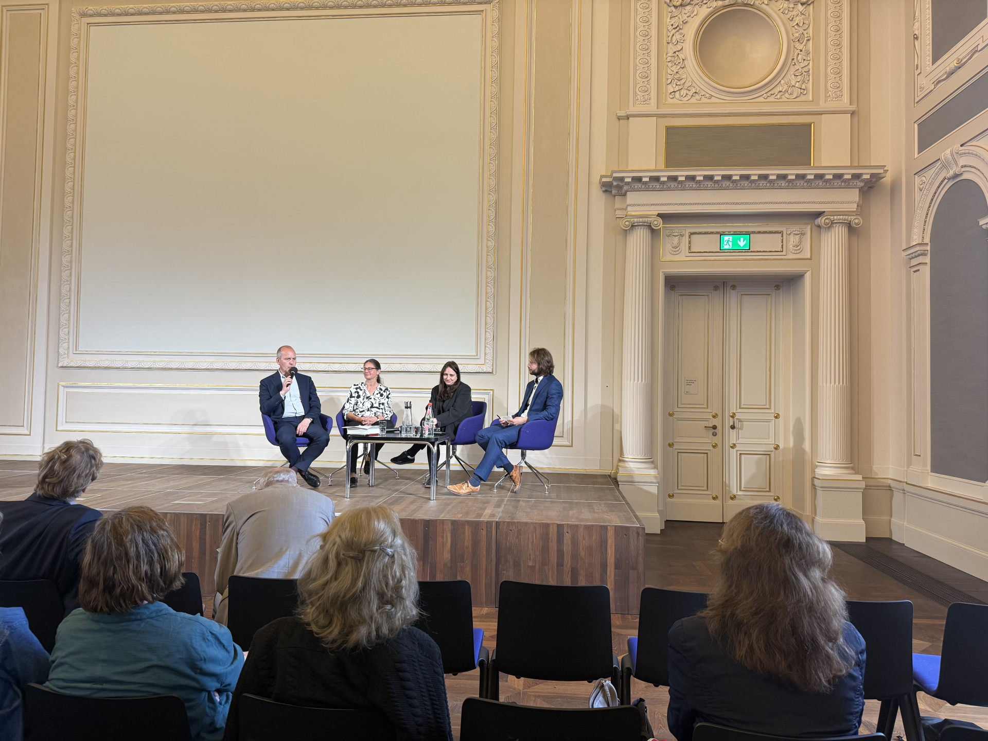 Podium mit Jens Bisky, Nadine Freund, Jutta Braun und Gunnar Take