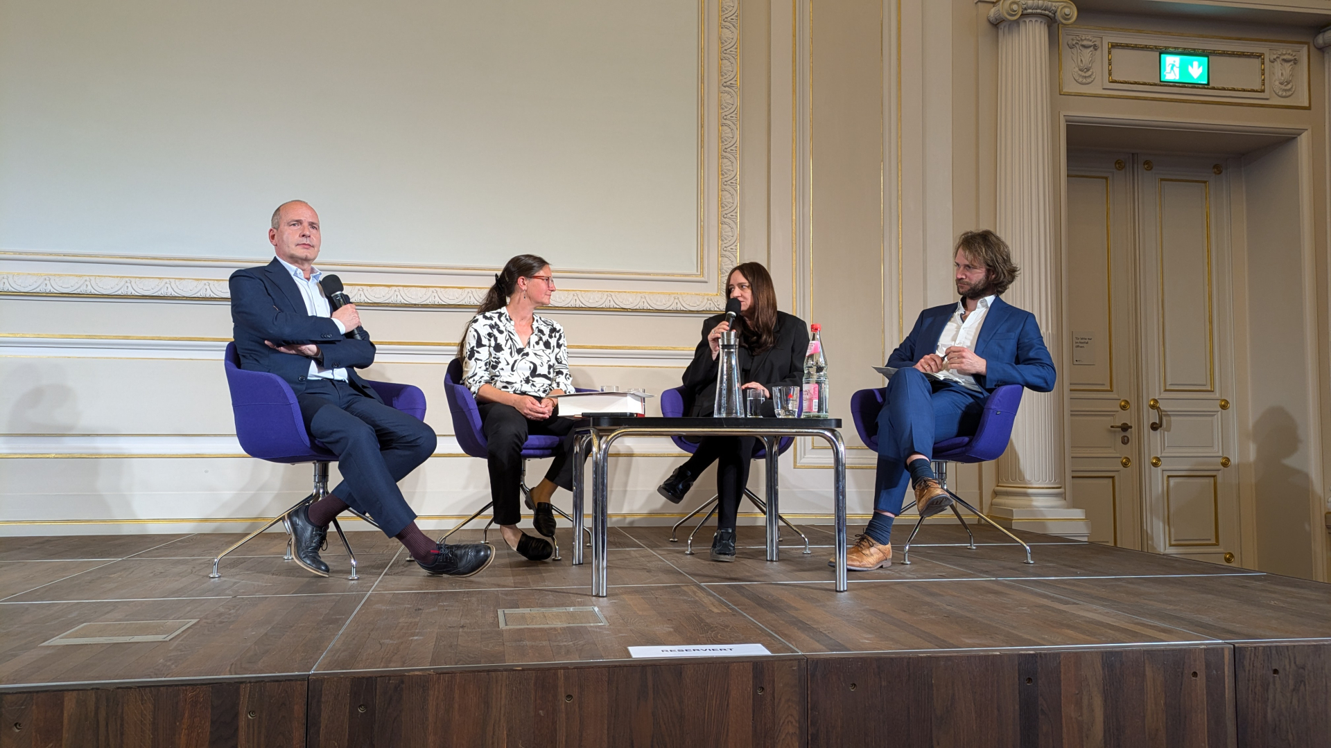 Podium mit Jens Bisky, Nadine Freund, Jutta Braun und Gunnar Take