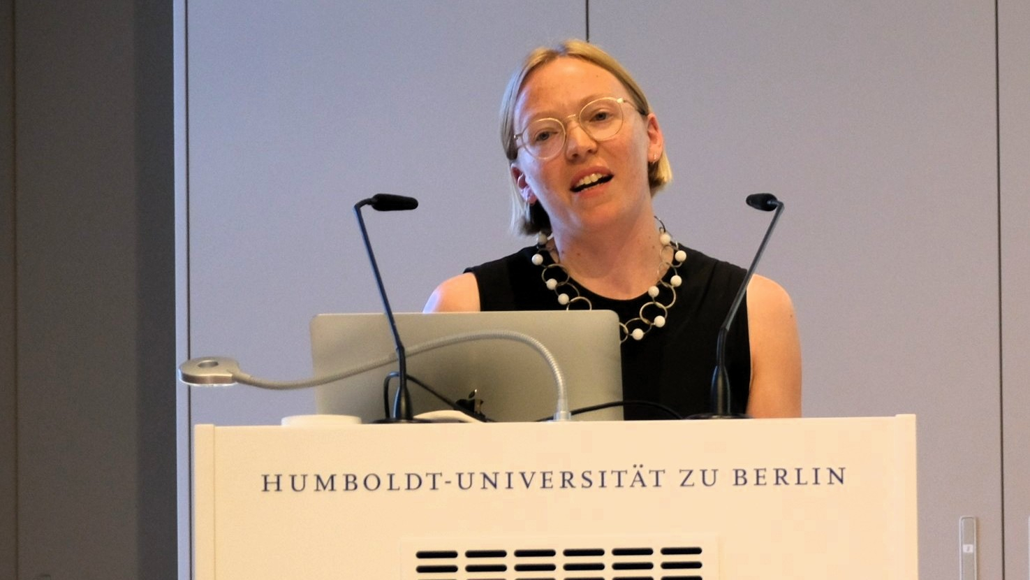 Elena Stingl (Freie Universität Berlin)