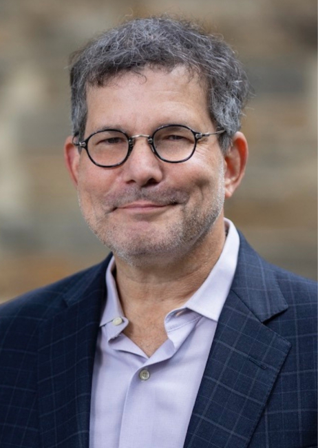 Portraitfoto von Professor Andrew I. Port