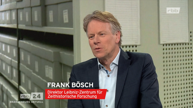 Frank Bösch zu Gast im Studio bei Brandenburg Aktuell (rbb)