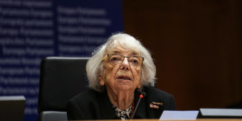European Parliament, Holocaust survivor Margot Friedländer spoke before Parliament on the occasion of International Holocaust Remembrance Day 2022, 31 January 2022, via Wikimedia Commons, CC BY 2.0. 