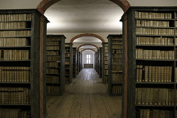 Barocke Kulissenbibliothek in den Franckeschen Stiftungen, Halle/Saale, Foto: © Vincent Eisfeld / nordhausen-wiki.de / CC-BY-SA-4.0