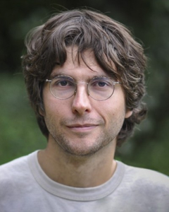 Portraitfoto von Henri Bazan