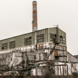 Stillgelegte Fabrikanlage in Frankreich, Foto Vanetin Balan, Unsplash
