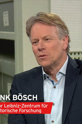 Frank Bösch zu Gast im Studio bei Brandenburg Aktuell (rbb)